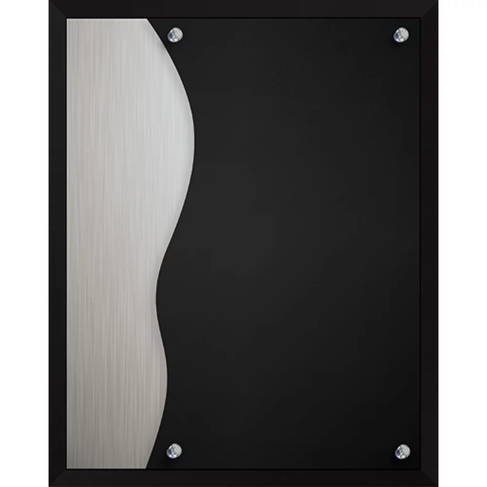 La plaque de profil (8" x 10" x 1") sérigraphiée.