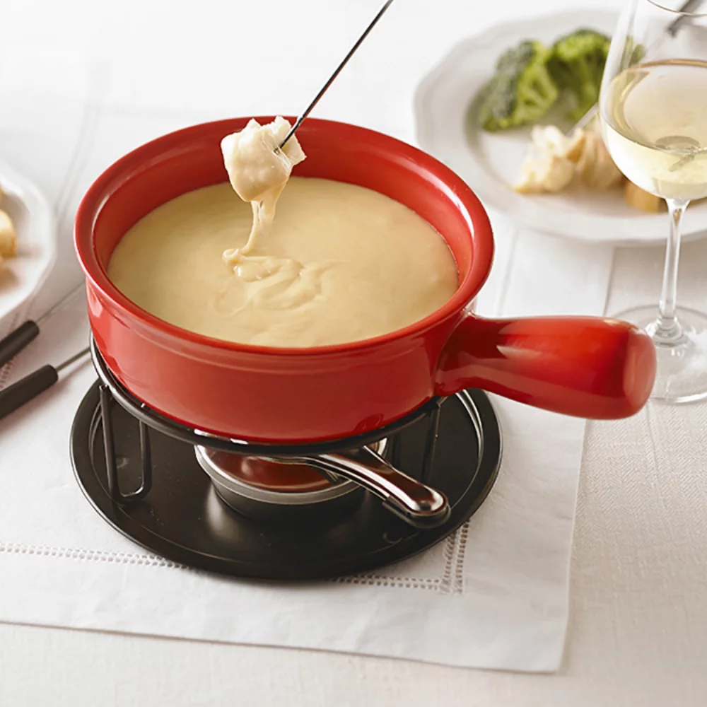 Cardinal Cheese Fondu Set from Trudeau in ceramic and metal