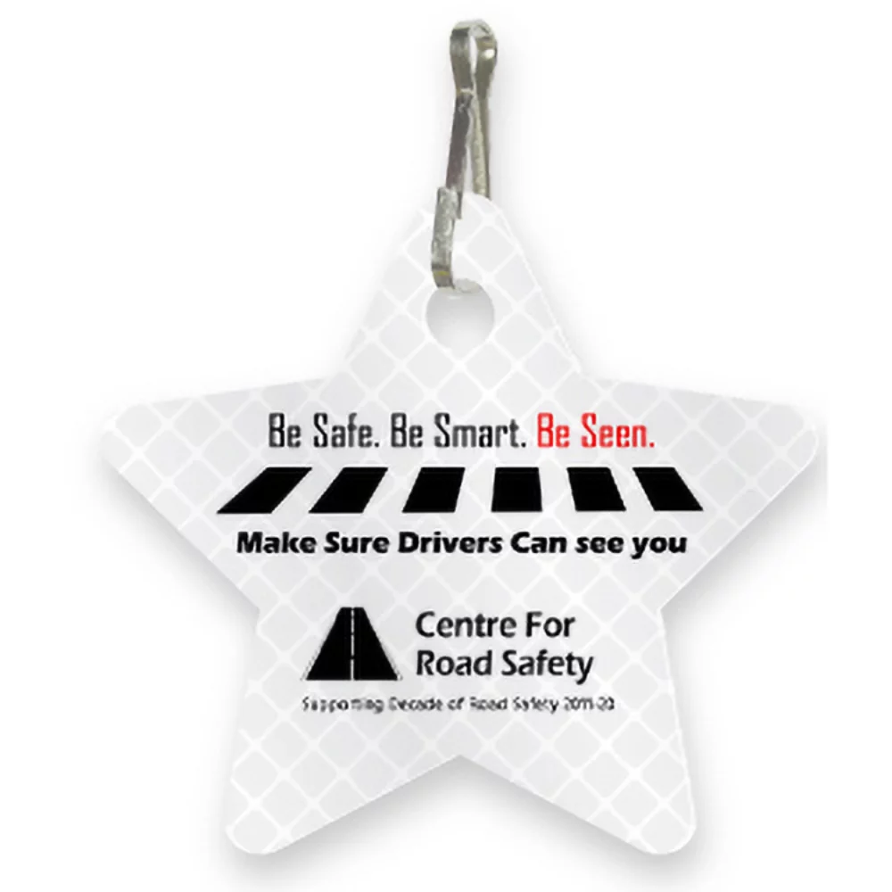 Étiquette de sac blanche ultra réfléchissante en forme d'étoile 2,22" x 2,4" sérigraphiée.