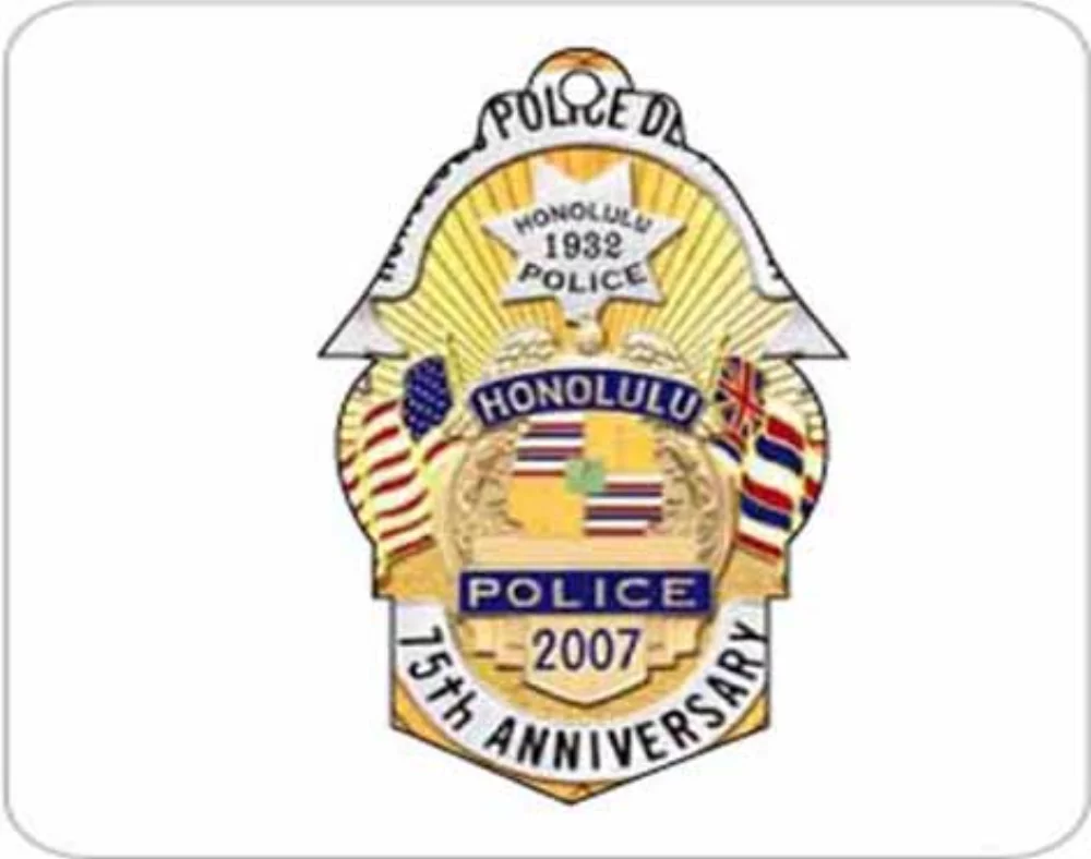 Désodorisant suspendu en forme de badge de police