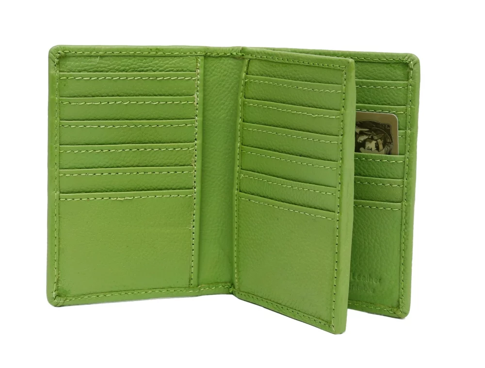 Portefeuille de cartes Ashlin® Designer Abriella Lime Green avec rangement à 24 poches
