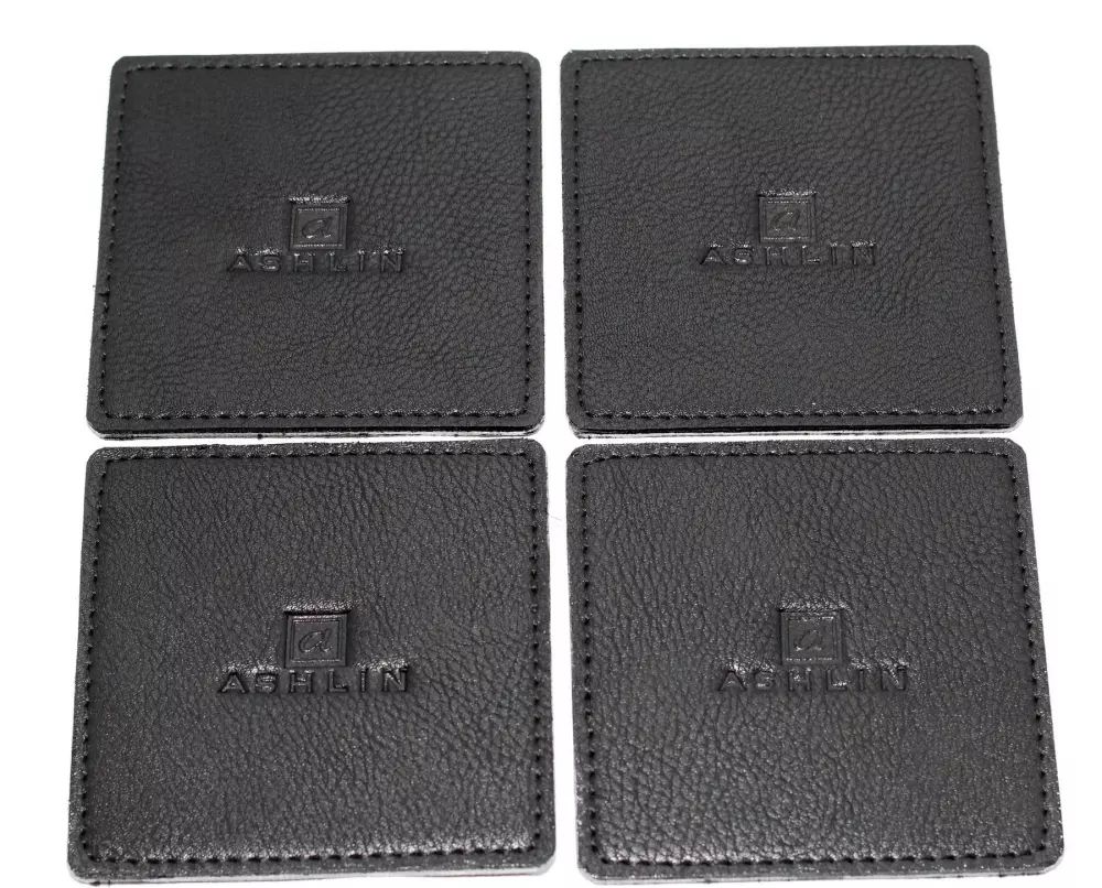 Ensemble de 4 dessous de verre carrés Ashlin® Designer Goldberg