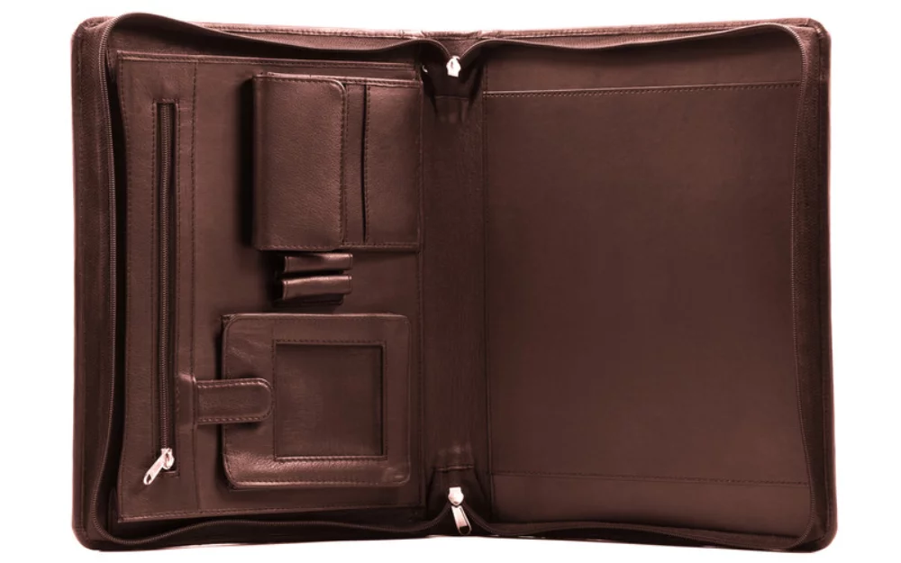 Portfolio zippé Ashlin® Designer Espresso Brown Afonso avec poche pour smartphone et 2 boucles pour stylos.