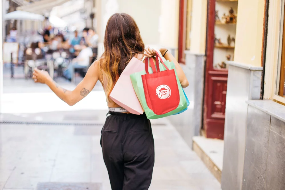 Petit sac fourre-tout de vente au détail laminé non-tissé
