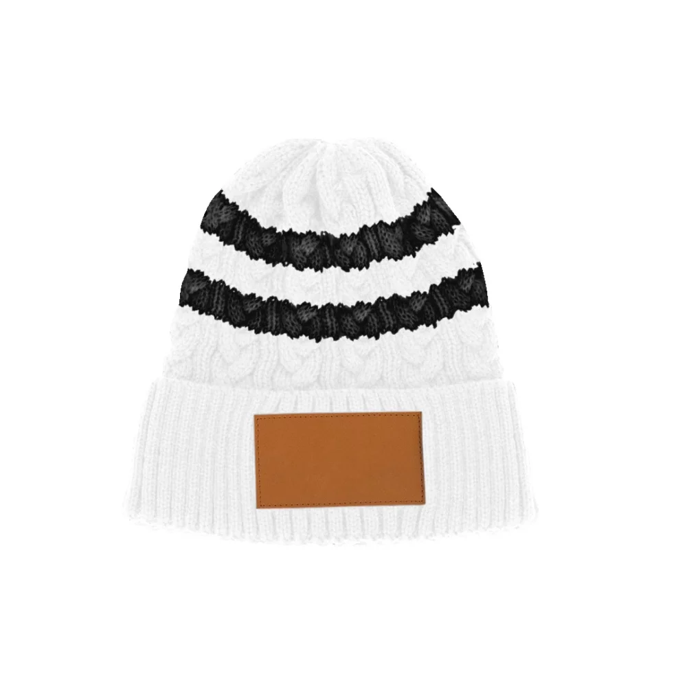 Bonnet en tricot torsadé avec revers/bord retroussé