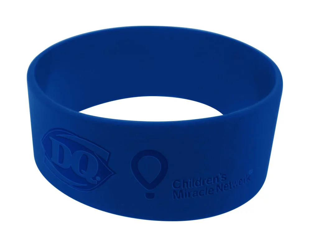 Broad Recycled Silicone Wrist Band w/Debossed Logo